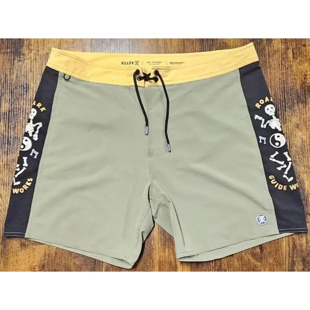 Roark Passage‎ Boardshorts Mens Olive Green Yellow Skeleton Yin Yang Size 38